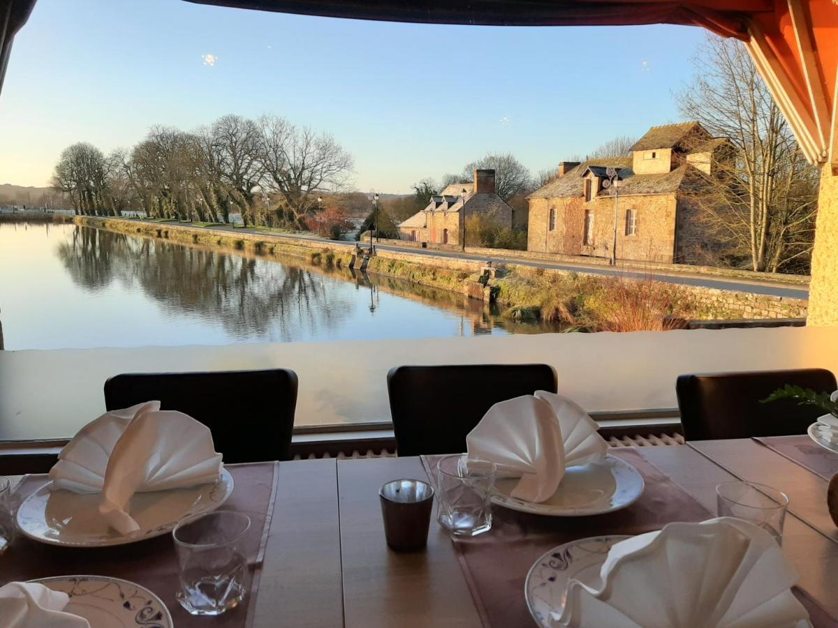 Hotel Restaurant Du Lac Combourg Εξωτερικό φωτογραφία