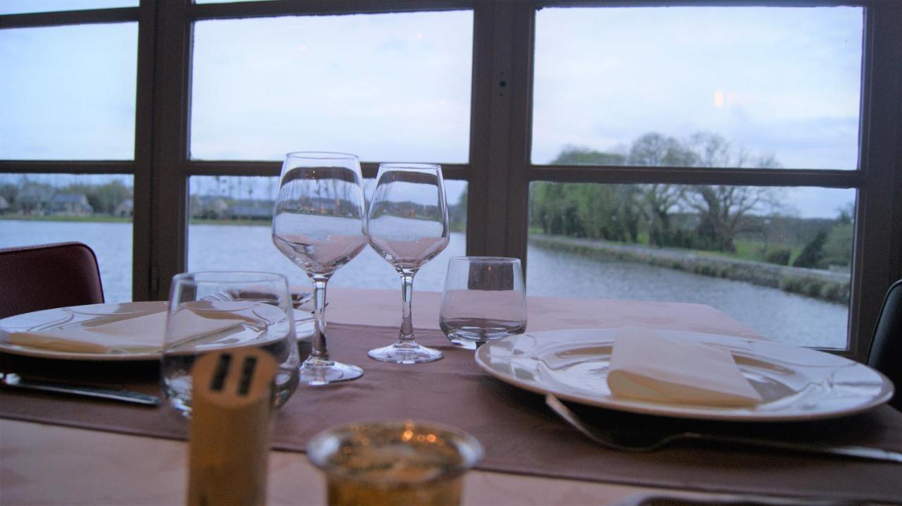 Hotel Restaurant Du Lac Combourg Εξωτερικό φωτογραφία